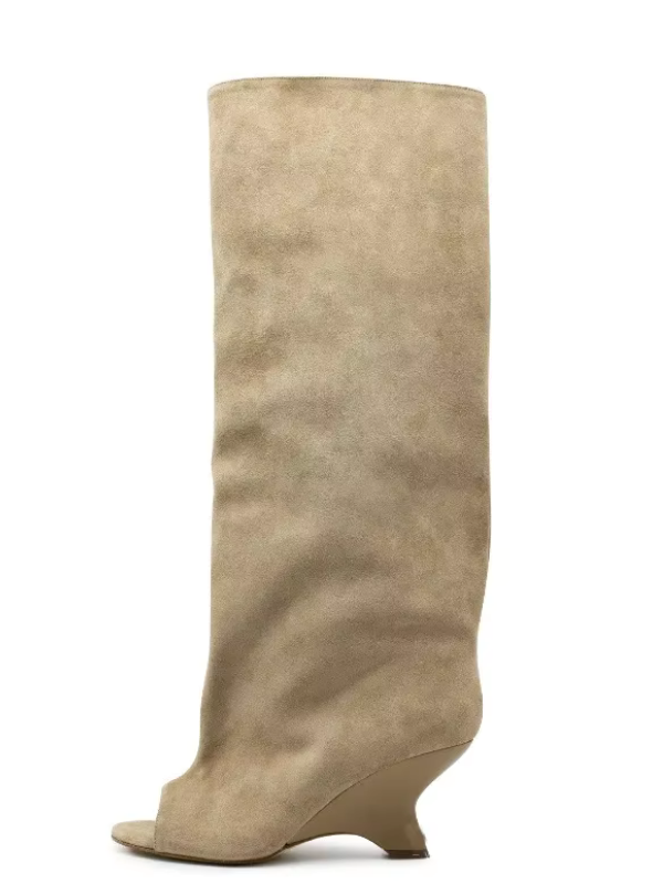 Knee high slouch boots